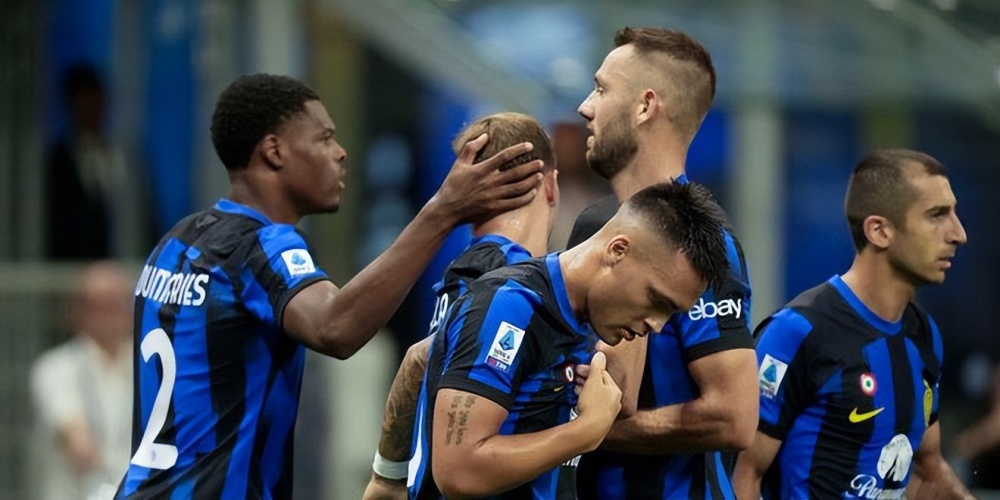  AC米兰德比战惊险取胜，吉鲁替补建功延续红黑传奇